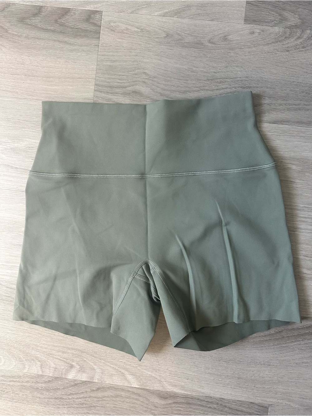 TNA seamless biker shorts- no front seam